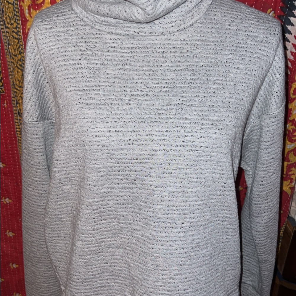 CALIA by Carrie Underwood Light Gray Funnel Neck Sweater/Sweatshirt